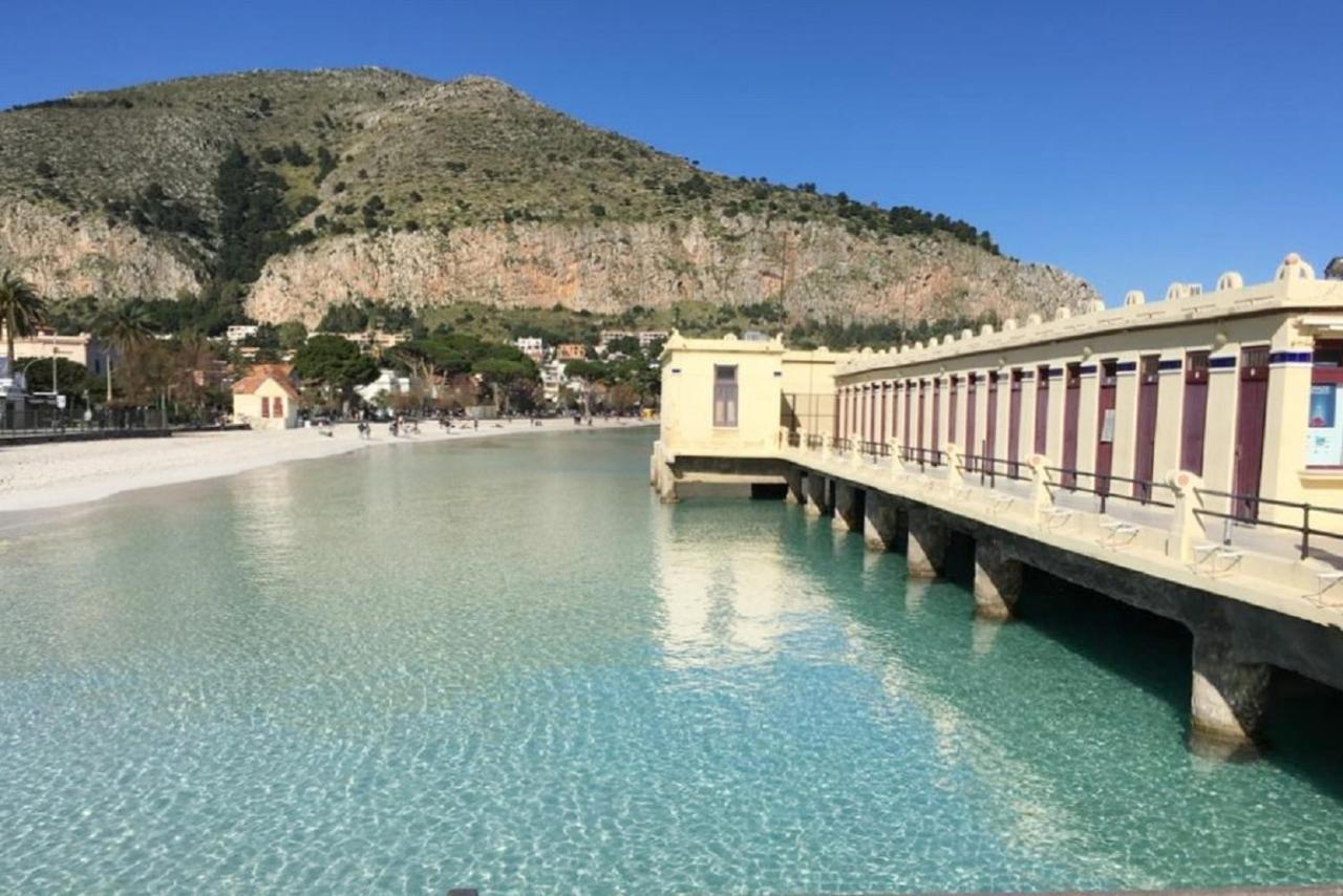 Villa Coral Mondello Palermo Exterior photo