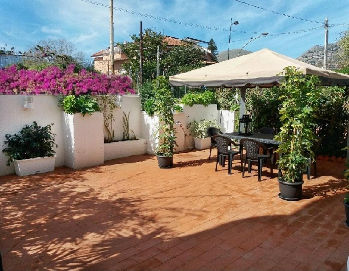 Villa Coral Mondello Palermo Exterior photo