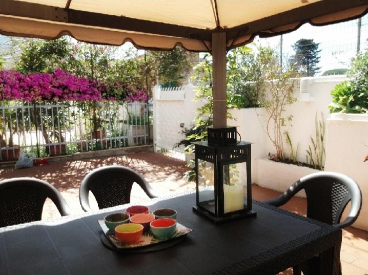 Villa Coral Mondello Palermo Exterior photo